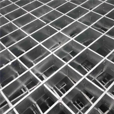 Aicmithe difriúla de ghrádú cruach tread staighre